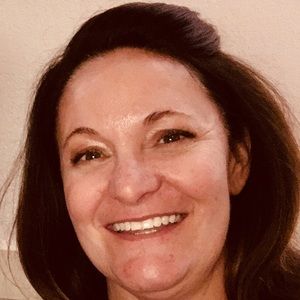 Meet your Posher, Corrie